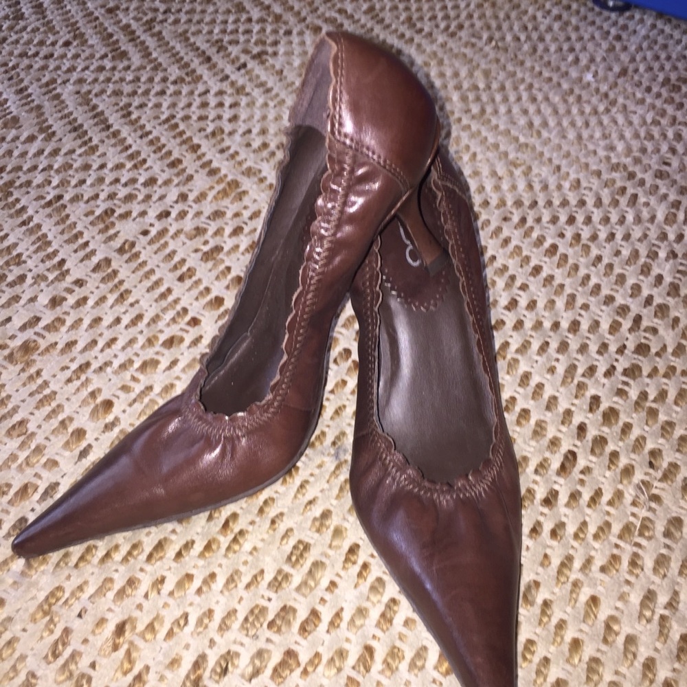 Aldo pointed toe kitten heel